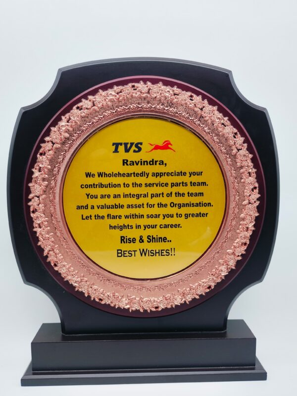 Wooden Award with Copper-Colored Round Frame